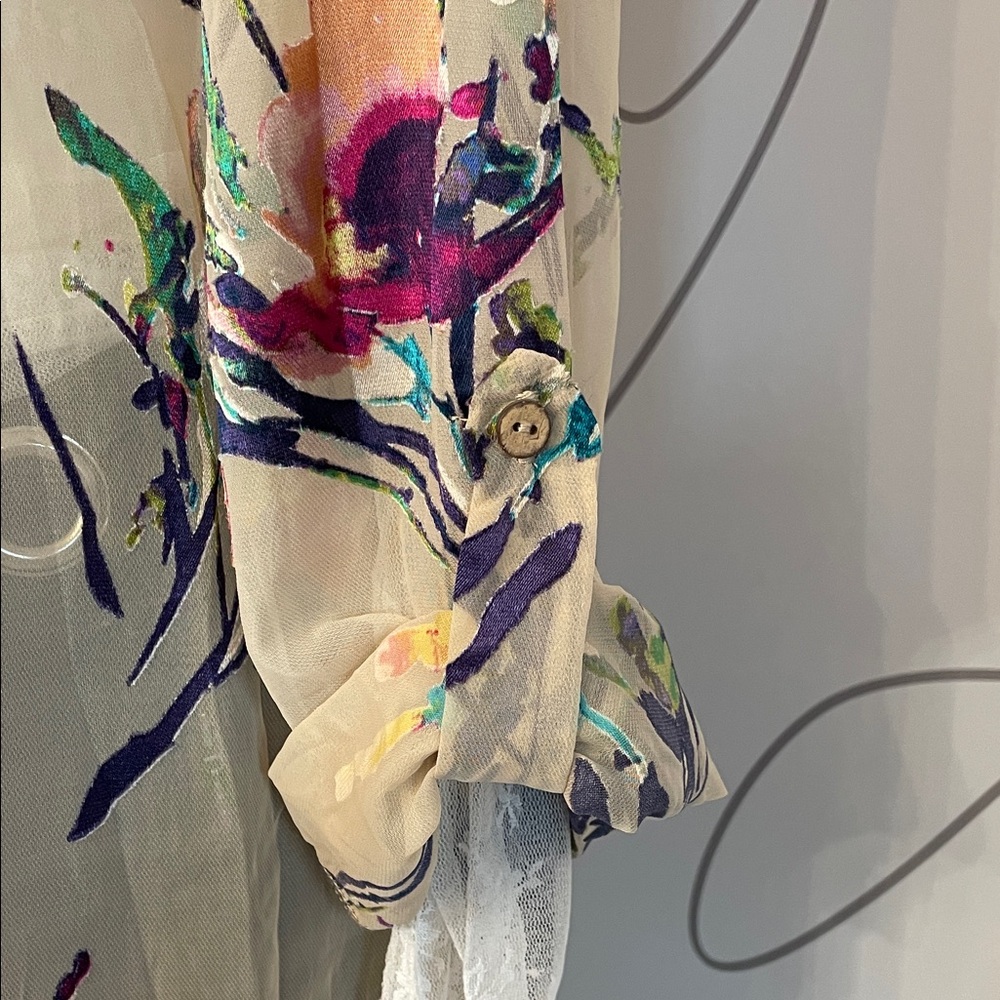 Floral Print Sheer Kimono With Roll tab Sleeves size M - Picture 9 of 9